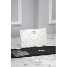 CHANEL 19 Small Pouch 3