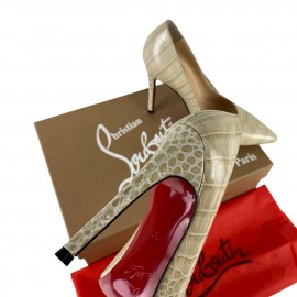 Christian Louboutin So Kate cream