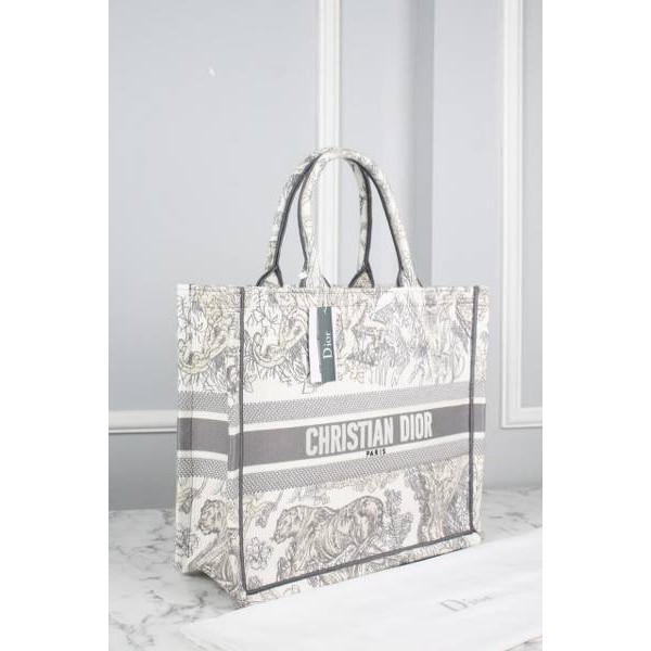 CHRISTIAN DIOR - Book Tote 2