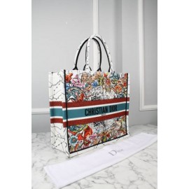 CHRISTIAN DIOR - Book Tote 18