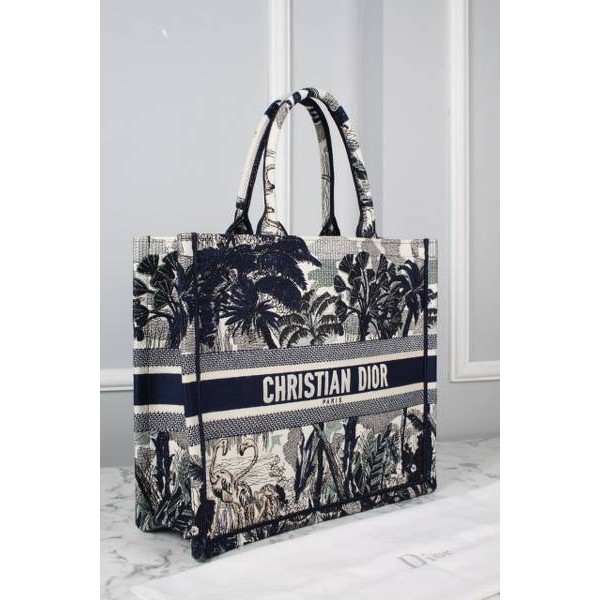 CHRISTIAN DIOR - Book Tote 3