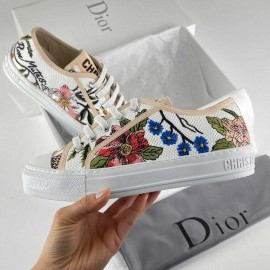 Christian Dior Walk's Dior Floral Sneaker2