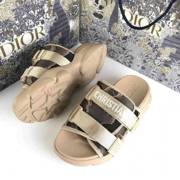 Christian Dior D-Wander Slides