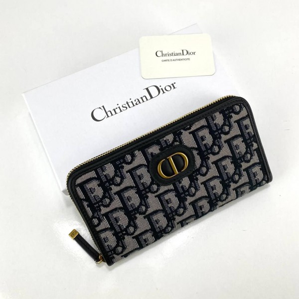 Christian Dior 30 Montaigne Wallet 