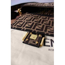 Fendi - Baguette Brown Fabric Bag