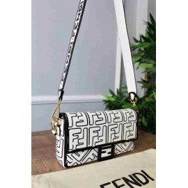 Fendi Baguette Bag 4