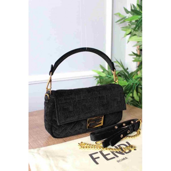 Fendi Baguette Bag 3