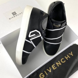 Givenchy G Logo Strap Sneaker 