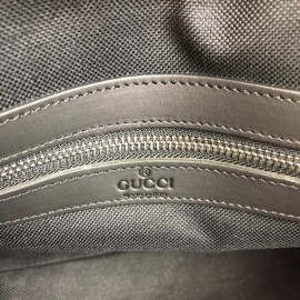 Gucci Signature Duffle Leather Luggage 