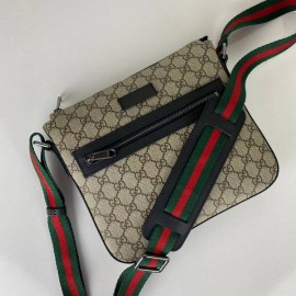 Gucci Courrier Messenger Supreme 2