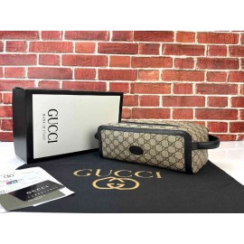 Gucci Toiletry Case Interlocking