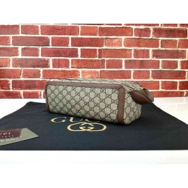 Gucci Toiletry Case Interlocking