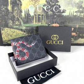 Gucci Bi-Fold Coin Wallet 2