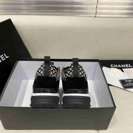 Chanel Trainers Velvet & Embroidery in Black