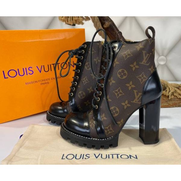 Louis vuitton star trail ankle boots  b-2