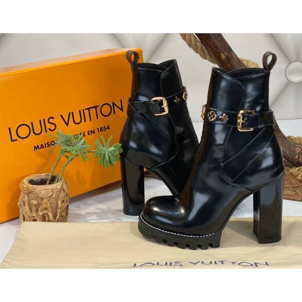 Louis Vuitton star trail ankle boots  b-6