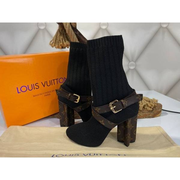 Louis vuitton boots  A-1