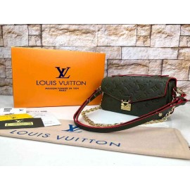 Louis Vuitton Pochette Metis East West Empreinte