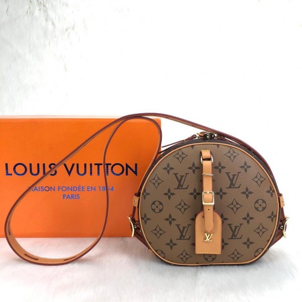 Louis Vuitton Boite Chapeau Souple Cream