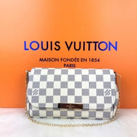 Louis Vuitton Favorite PM small size white