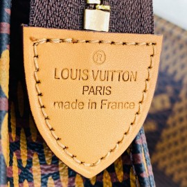 Louis Vuitton LV² COLLECTİON series Toiletry Pouch 26