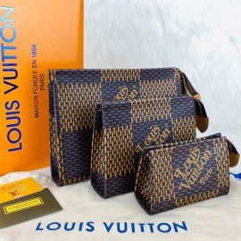 Louis Vuitton LV² COLLECTİON series Toiletry Pouch 26