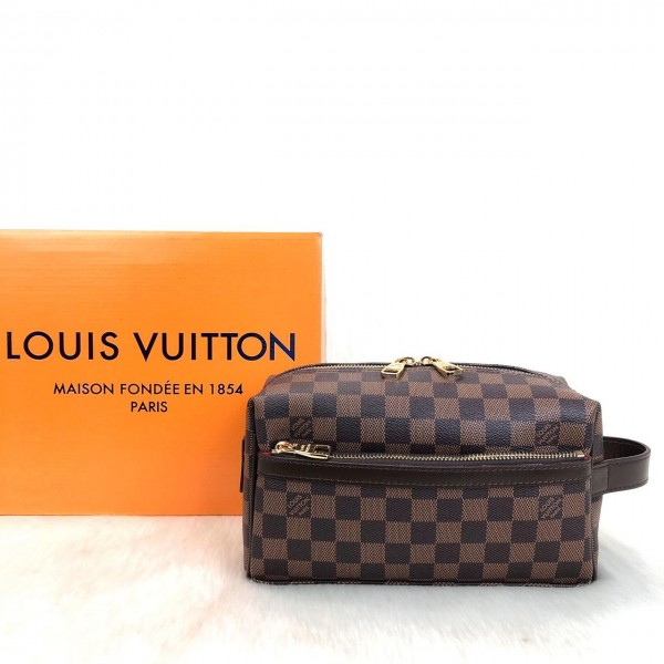 Louis Vuitton Toiletry Set Brown Frame 