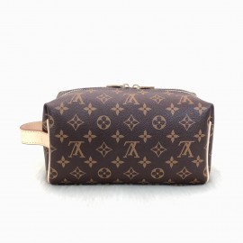 Louis Vuitton Toiletry Set Brown Texture