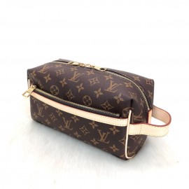 Louis Vuitton Toiletry Set Brown Texture