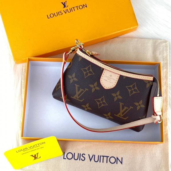 Louis Vuitton Pocette Pouch