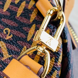 Louis Vuitton LV² COLLECTİON Palm Springs PM mini size