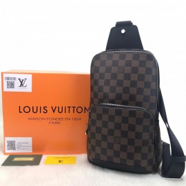 Louis Vuitton Avenue Sling Damier