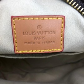 Louis Vuitton Boite Chapeu Souple