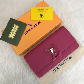 Louis Vuitton Capucines Wallet Fuchsia Color