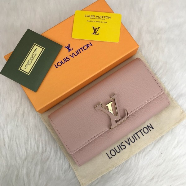 Louis Vuitton Capucines Wallet Powder Rose