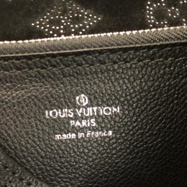 Louis Vuitton Carmel Black