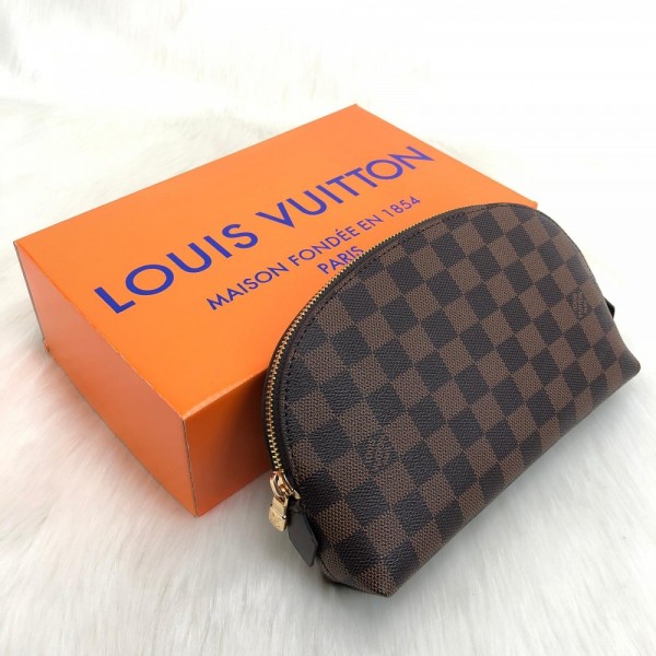 Louis Vuitton Cosmetic Pouch Gm Damier Ebene