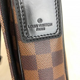 Louis Vuitton Disctrict Pm Damier