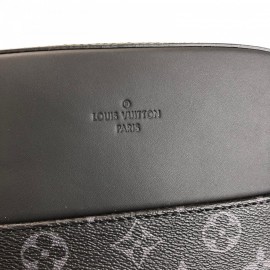 Louis Vuitton Districy Pochette Eclipse