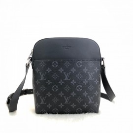 Louis Vuitton Districy Pochette Eclipse