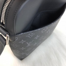 Louis Vuitton Districy Pochette Eclipse