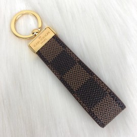 Louis Vuitton Dragonne Key Holder Damier