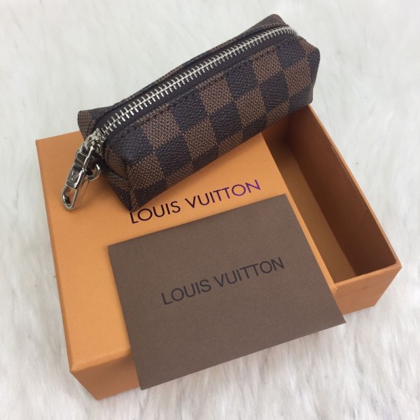 Louis Vuitton Key Pounch Damier