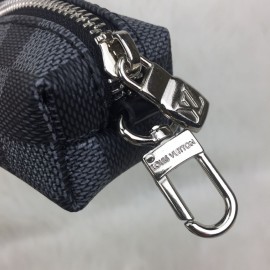 Louis Vuitton Key Pounch Damier Graphite