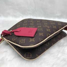 Louis Vuitton Loretta Classic