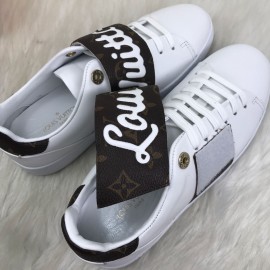 Louis Vuitton Louis Sneaker New Season