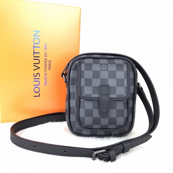 Louis Vuitton Macassar Christopher Damier Graphite