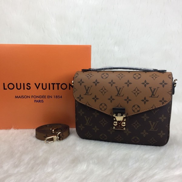 Louis Vuitton Metis Pochette Reserve