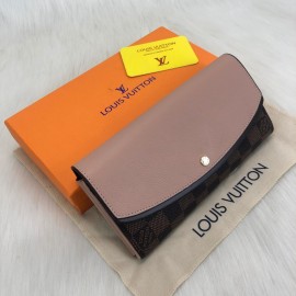 Louis Vuitton Normandy Wallet Powder