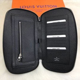 Louis Vuitton Organiser Atoll Passport Holder Classic